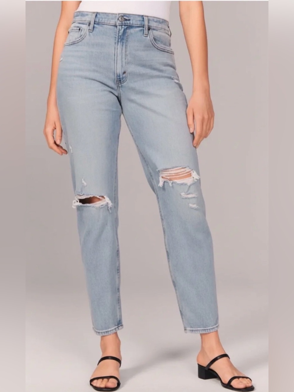 Abercrombie & Fitch The Mom High Rise Distressed Jeans SZ 0(25)
